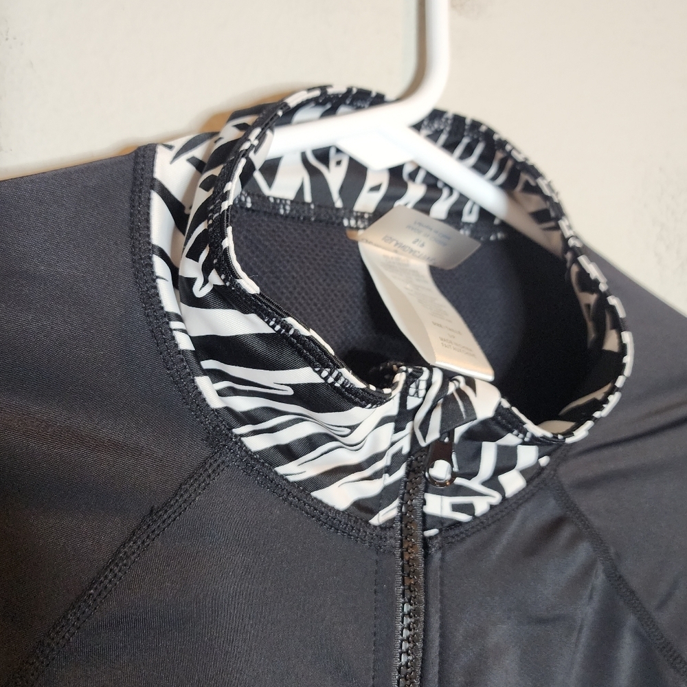 Tommy Bahama Black and White Zebra Coverup - Picture 15 of 16